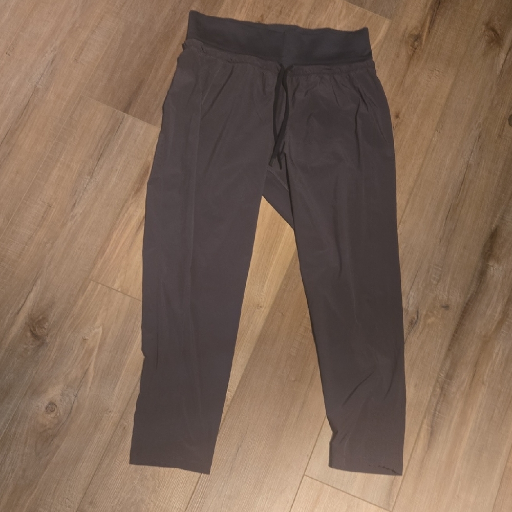 Athleta Women’s Jogger Pants Gray Size M Athleisure